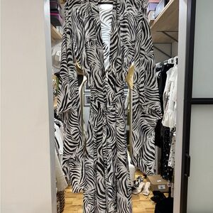 Zebra Wrap